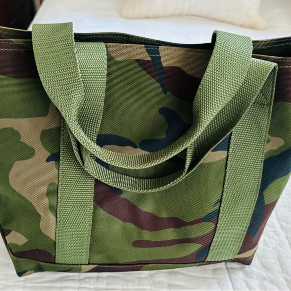 L.L. Bean small Olive Green Tote Bag - Picture 1 of 2